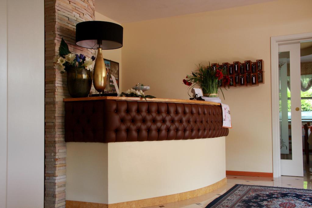 Hotel Monica Cervia Exterior photo